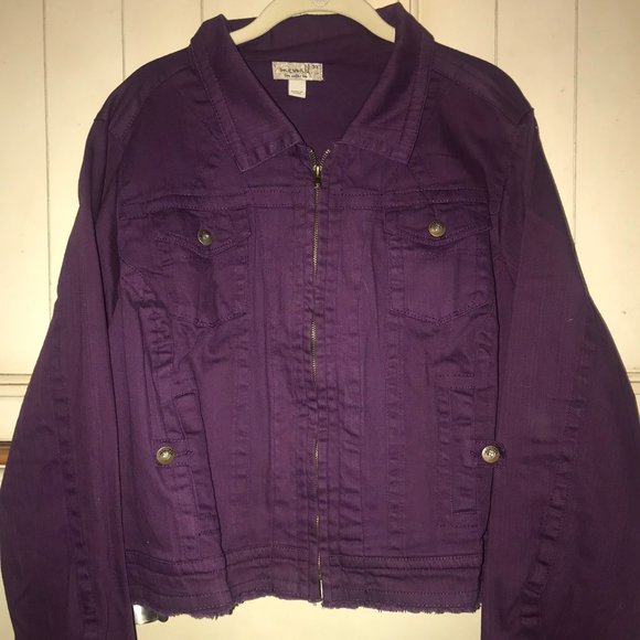 One World™ Jackets & Blazers - NWT⭐One World™ Plum Lightweight Zip-Front Jacket